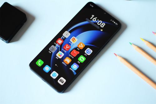 畅享 80推动手机行业“务实”变革PP电子试玩365天只换不修Hi(图3)